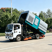 Camion d'assainissement urbain Dongfeng 4x2, camion à vide pour eaux usées 8 m³, camion d'aspiration des boues pour l'extraction des boues municipales et le transport des déchets