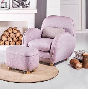 كرسي صوفا فردي عصري من المخمل الوردي بتصميم تشيسترفيلد مع مسند قدم، طقم أثاث غرفة معيشة على الطراز الأوروبي - Product Image 3