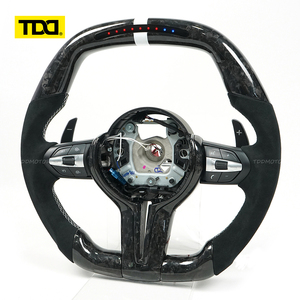Volante Deportivo TDD Real de Fibra de Carbono Forjado con Nueve Luces LED, Compatible con BMW Serie F - Product Image 1