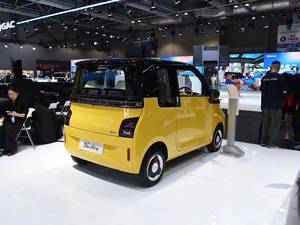 Электромобиль Wuling Air Ev: компактный и манёвренный городской автомобиль |   Удобная парковка для городских водителей по всему миру - Product Image 4