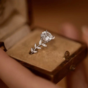 Anello con Design a Foglia di Alloro, Stile Naturale per Donne - Product Image 6