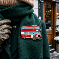 Pins en métal de haute qualité de la marque Pinstar, style vintage, bus rouge à deux étages de Londres, personnalisables avec LOGO, vierges, motif dessin animé pour