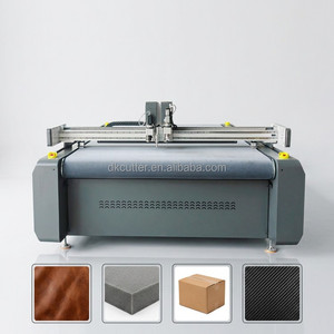 Équipement de découpe à couteau oscillant CNC pour les articles sportifs en fibre de carbone et les matériaux composites - Product Image 3