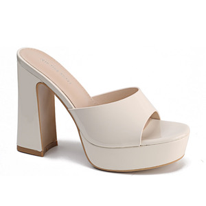 Mules de tacón de bloque de PU charol negro para mujer, <span class=keywords><strong>sandalias</strong></span> de tacón grueso con punta abierta y sin cordones para fiesta y club - Product Image 2