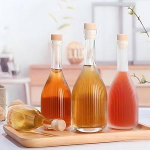 Botella <span class=keywords><strong>de</strong></span> Vidrio Transparente Redonda Personalizada para Vodka y <span class=keywords><strong>Whisky</strong></span> <span class=keywords><strong>de</strong></span> 250 ml, 500 ml, 700 ml, 750 ml - Product Image 2