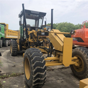 รถเกรดเดอร์มือสอง Caterpillar 140K กำลัง 140 แรงม้า อุปกรณ์ปรับระดับถนน มีสินค้าในสต็อกที่เซี่ยงไฮ้ พร้อมสำหรับการขนส่งแบบตู้คอนเทนเนอร์ - Product Image 2