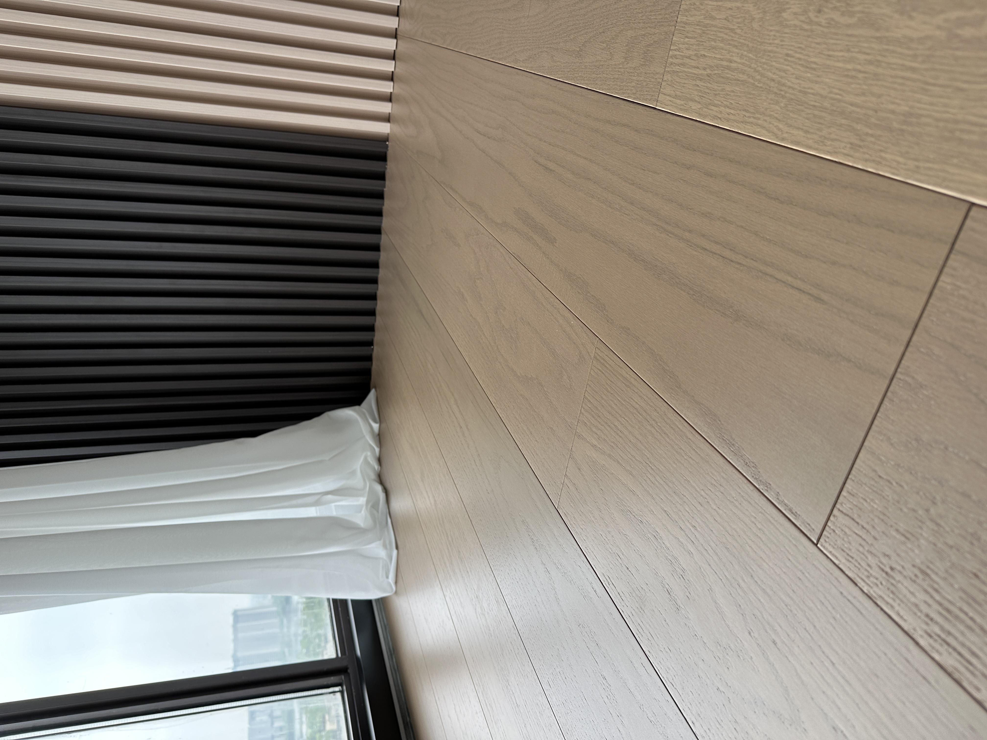 W18 coffee color