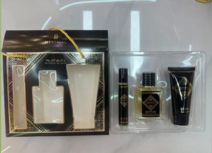 Perfume Corporal en Aerosol para Mujer, Juego de Cuatro Piezas con Fragancia Floral Duradera, Aroma a Incienso, Granada y Cítricos - Product Image 6
