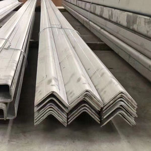 Barre d'angle en acier doux à teneur égale en carbone de série AiSi Grade Q195~Q420, 2 pouces (250x250 mm), laminée à chaud, galvanisée, pliage/soudage/coupe - Product Image 1