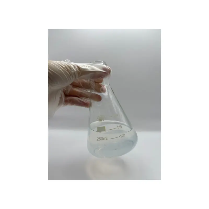 سائل عالي الجودة صُنع في تايوان كيميائيّ يوميّ مخصص للمهنيين من السائل الواضح إلى السائل الشبكيّ قليلاً