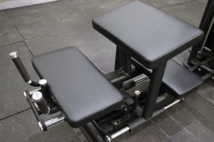 Equipo <span class=keywords><strong>de</strong></span> Gimnasio Comercial <span class=keywords><strong>para</strong></span> Entrenamiento <span class=keywords><strong>de</strong></span> Sentadillas <span class=keywords><strong>y</strong></span> Swing <span class=keywords><strong>de</strong></span> <span class=keywords><strong>Piernas</strong></span> con Discos, Prensa <span class=keywords><strong>de</strong></span> <span class=keywords><strong>Piernas</strong></span> <span class=keywords><strong>y</strong></span> Entrenamiento <span class=keywords><strong>de</strong></span> <span class=keywords><strong>Glúteos</strong></span>. - Product Image 4