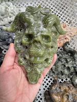 Jade vert naturel avec ornements d'angle, adapté à la décoration de la maison et du bureau, ornements sculptés en cristal faits à la main