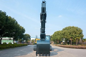 Excavadora Moderna de Orugas de 30 Toneladas, Modelo HX305, en Oferta a Precio Económico - Product Image 3