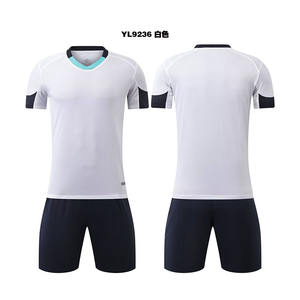 Sıcak satış üst sınıf erkek eğitim kişiselleştirilmiş Logo adı süblimasyon ile futbol forması yüksek kalite özel futbol kıyafetleri - Product Image 6