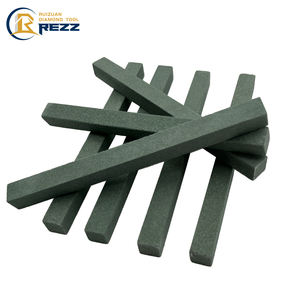 عصا شحذ حجر زيتي حجري مربعًا من REZZ عالية الدقة مع الشطب - Product Image 6