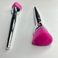 Pinceau à blush en forme de cœur rose pour cosmétiques, poils synthétiques, manche en plastique, grand pinceau à poudre rose unique