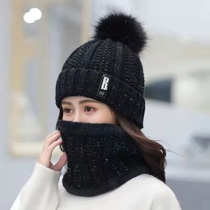 Ensemble bonnet et écharpe tricotés pour femme, couleur bordeaux, doublure polaire avec pompon, pour jeunes et personnes d'âge moyen - Product Image 3