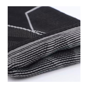 Soporte <span class=keywords><strong>de</strong></span> <span class=keywords><strong>Codo</strong></span>, Manga <span class=keywords><strong>de</strong></span> Brazo Suave y Transpirable, Plegable, Alivio del Dolor Articular y Tendinitis para Golf, Tenis y Más, para Mujeres y Hombres - Product Image 4