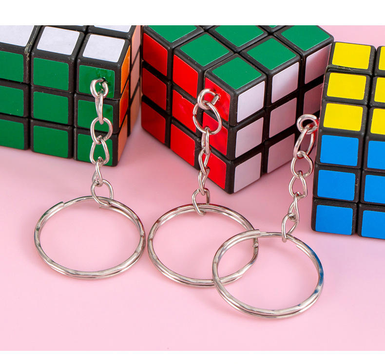 Verified Supplier Cube Keyring Customizable Designs