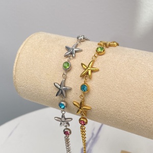 สร้อยข้อมือผู้หญิงชุบทองประดับดาว คริสตัลหลากสี เครื่องประดับสแตนเลส - Product Image 2