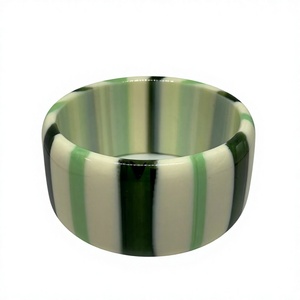 Nuevo Brazalete Redondo de Cerámica de la Mejor Calidad, con Patrón de Rayas Verdes y Blancas, Accesorio de Joyería para Mujer, para Bodas y Fiestas - Product Image 1