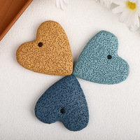 Pendentif en forme de cœur en pierre de lave volcanique naturelle colorée pour la fabrication de bijoux, colliers et boucles d'oreilles DIY