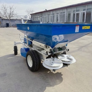 Épandeur d'<span class=keywords><strong>engrais</strong></span> et <span class=keywords><strong>de</strong></span> fumier Sanfu FarmThrow, moteur à essence, boîte <span class=keywords><strong>de</strong></span> vitesses, multifonctionnel, haute productivité, semoir, Zhejiang Chine - Product Image 4