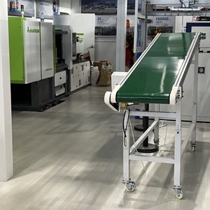 Convoyeur à bande en PVC vert personnalisé en usine - Product Image 3