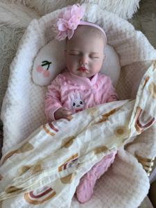 Il cavallo idolo Pusy Kurhn corregge anatomicamente la giovane vita femminile al Video Robot non verniciato Kit Vollence Reborn Doll - Product Image 2