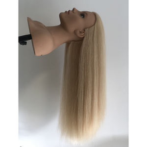 Cabeza de Maniquí con Hombros Anchos y Pelo Humano Largo para Peinados de Novia y Prácticas de Cosmetología y Peluquería - Product Image 4