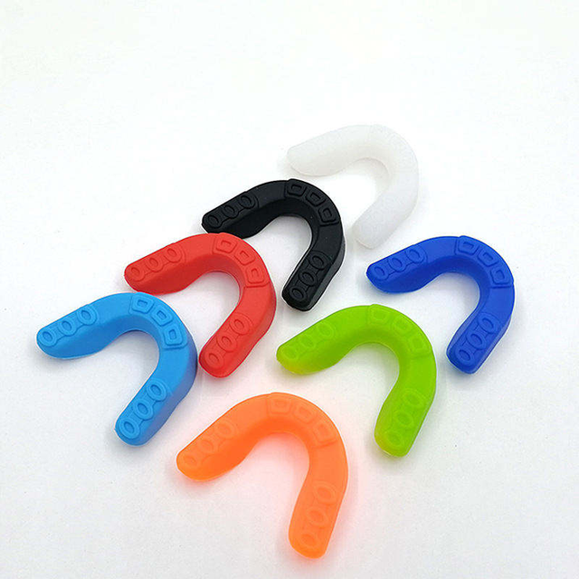 Mouldable EVA Sports Mouthguard Soft Gum Shield with Portable Case Protective Gear for Adults and Youth in All Contact Sports