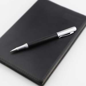 Bolígrafo de Metal Pesado Plateado Mate, Bolígrafos de Punta Redonda con Grabado Personalizado para Uso en Oficinas y Negocios - Product Image 3