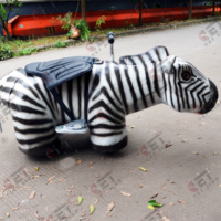 Modèle de scooter dinosaure animatronique, dinosaure animé à roulettes électriques