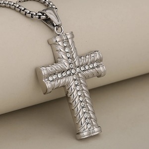 Pendentif Croix Rétro en Acier Inoxydable Sertie de Pierres, Vente en Gros, Collier Hip Hop Chrétien Or Argent Noir, Bijoux Religieux pour Hommes - Product Image 4