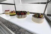 Vitrine Réfrigérée Simple Niveau pour Présentation de Desserts au Chocolat, Pâtisseries et Gâteaux – Équipement de Réfrigération pour Boulangeries et Pâtisseries