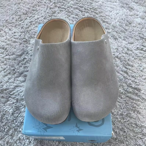 2026 Autumn Summer Outdoor Waterproof Soft Flat Plus Size Custom Buckle Leather <b>Rubber</b> <b>Sole</b> Slippers Clogs Mules - Product Image 1