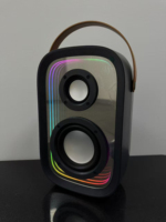 Enceinte sans fil portable Abyss karaoké avec effets sonores haute fidélité Hi-Fi, 3 motifs d'éclairage et mélange de couleurs, sans perte