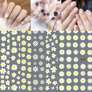 Pegatinas de Uñas con Diseño de Flor de Margarita, Amarillas y Blancas, Calcomanías 3D para Uñas de los Pies, para Niñas, Manicura DIY, Arte de Uñas - Product Image 2