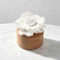 Diffuseur de parfum d'ambiance artisanal en céramique parfumée, à base de bois, avec fleur en porcelaine et plâtre aromatique, pour huiles essentielles