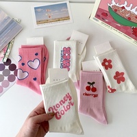 Nouveau style coréen tendance rose fleur amour adolescente bas doux coton mode femmes chaussettes de sport