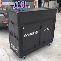 Flight case hydraulique pour Midas M32Live, cadre en aluminium noir/rouge, protection de mixeur étanche en option, compatible OEM et ODM