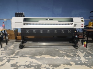 Impresora Eco Solvente de 1.8m con Cabezal de Impresión XP600, Impresora de Inyección de Tinta de Rollo a Rollo para Impresión de Pósteres Publicitarios - Product Image 1