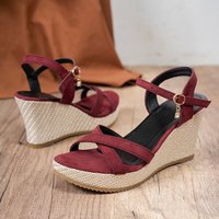 Sandales pour femmes et dames en gros directement de l'usine, sandales à semelle en caoutchouc pour femmes, sandales de créateurs pour femmes
