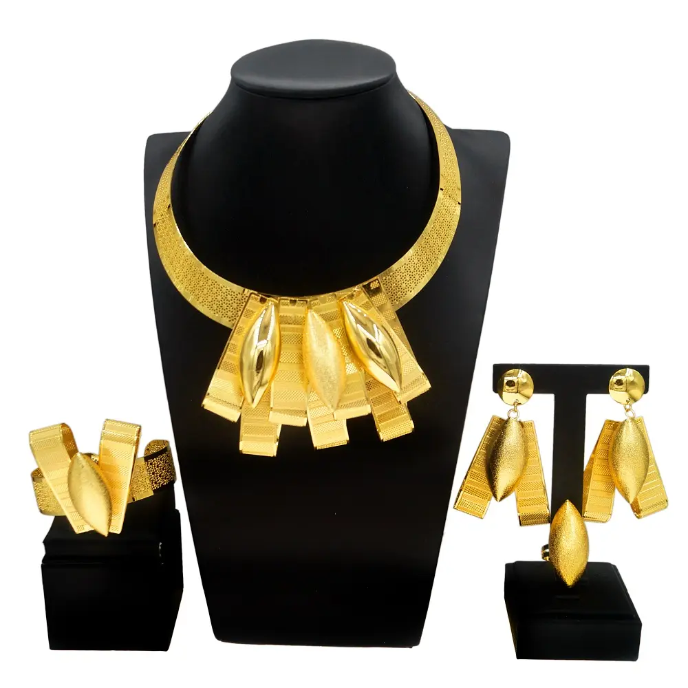 Zhuerrui Set Perhiasan Tangan Desain Emas Brasil Set Perhiasan Bentuk Jatuh Kuningan Anting Besar Set Perhiasan Ringan NH00184