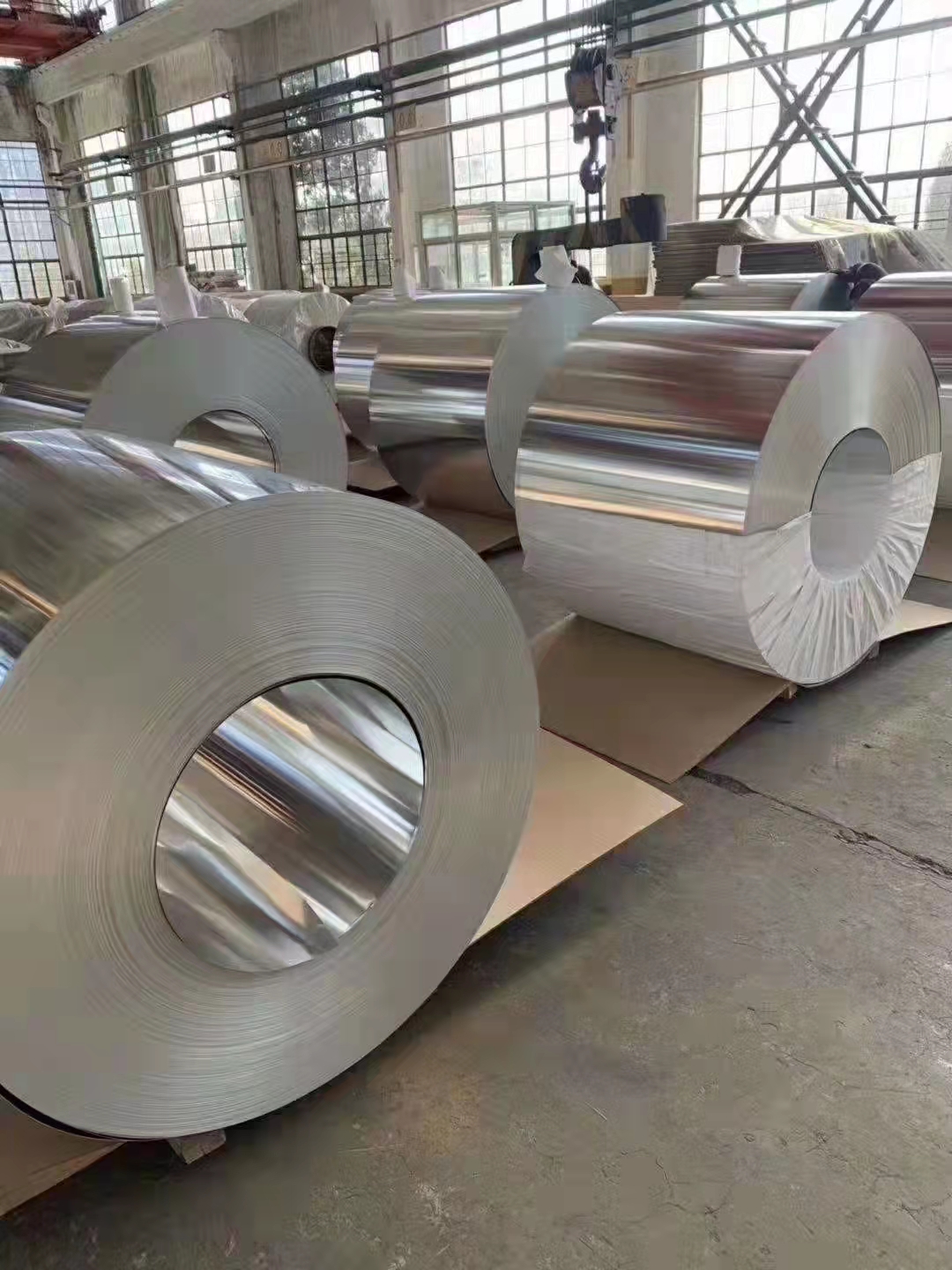 Moisture Proof Industrial Aluminum Foil 8 10 11 12 Micron Aluminum Foil