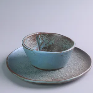 Wholesale 4.5 Inch antique matte textured red blue round serving dining salad bowls ceramic rice bowl for restaurant