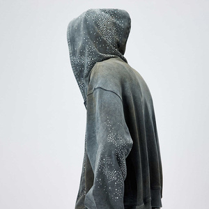 Sudadera con capucha corta de algodón lavado con efecto desgastado, con cremallera, diseño de cielo estrellado personalizado y pedrería - Product Image 2