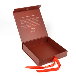 custom design magnetic luxury foldable christmas packaging empaques de carton rigid cardboard newborn clothes folding paper box