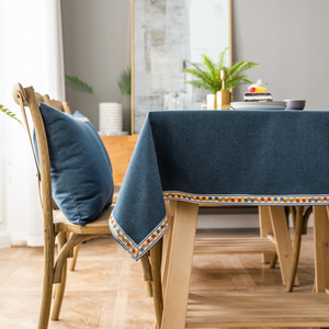 Mantel Impermeable de Estilo Nórdico en Color Sólido, Mantel Jacquard Rojo de Algodón y Cáñamo para Navidad - Product Image 6