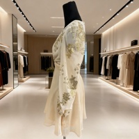 Robe de soirée élégante pour femmes, haut de gamme, personnalisée, col en V, fluide, taille haute, imprimé à volants, manches longues, mini courte, paillettes, séquines